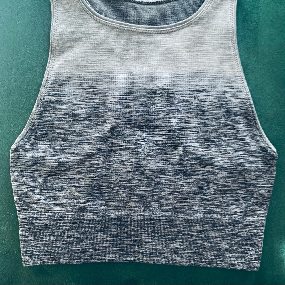 LIKE NEW lululemon seamless cropped tank - Picture 2 of 4